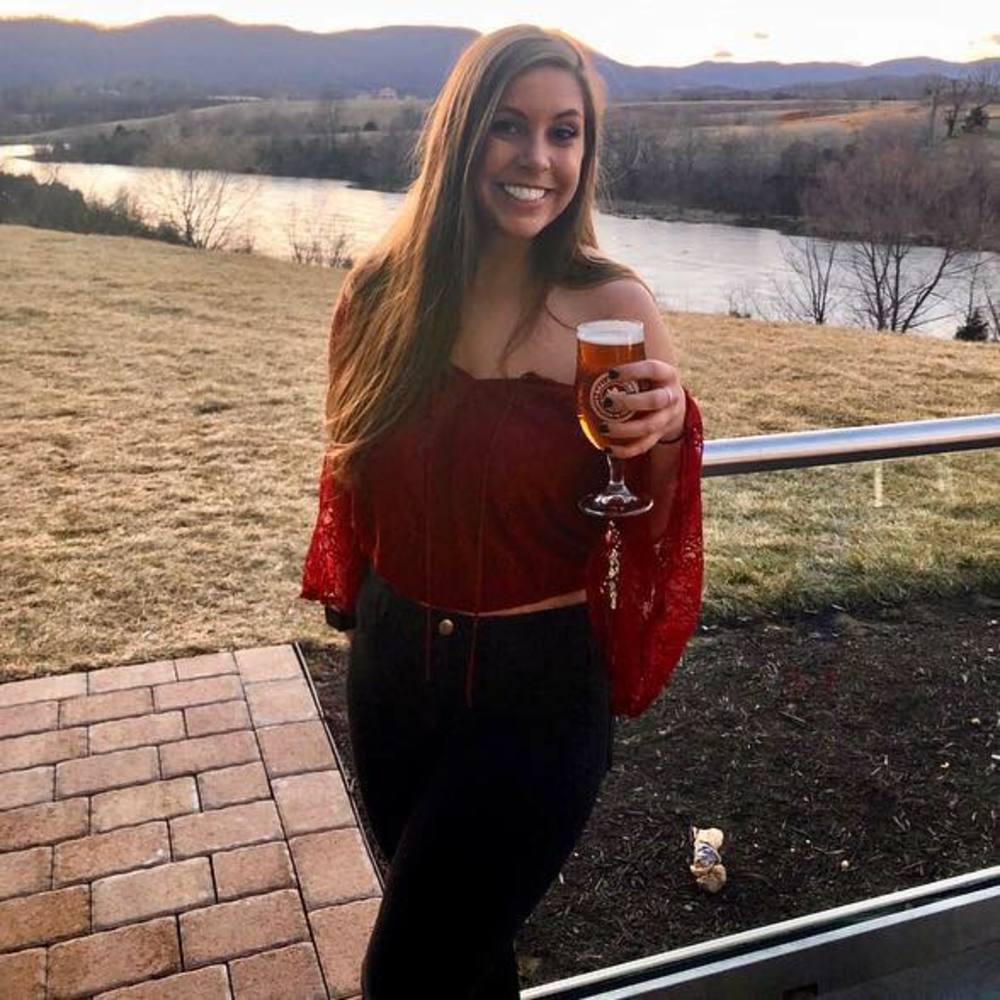 Meet your Posher, Allison